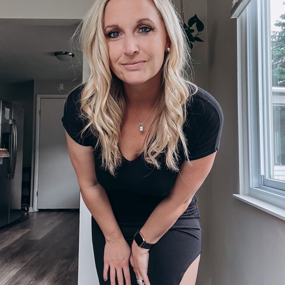 Meet your Posher, Brittni - Picture 1 of 1